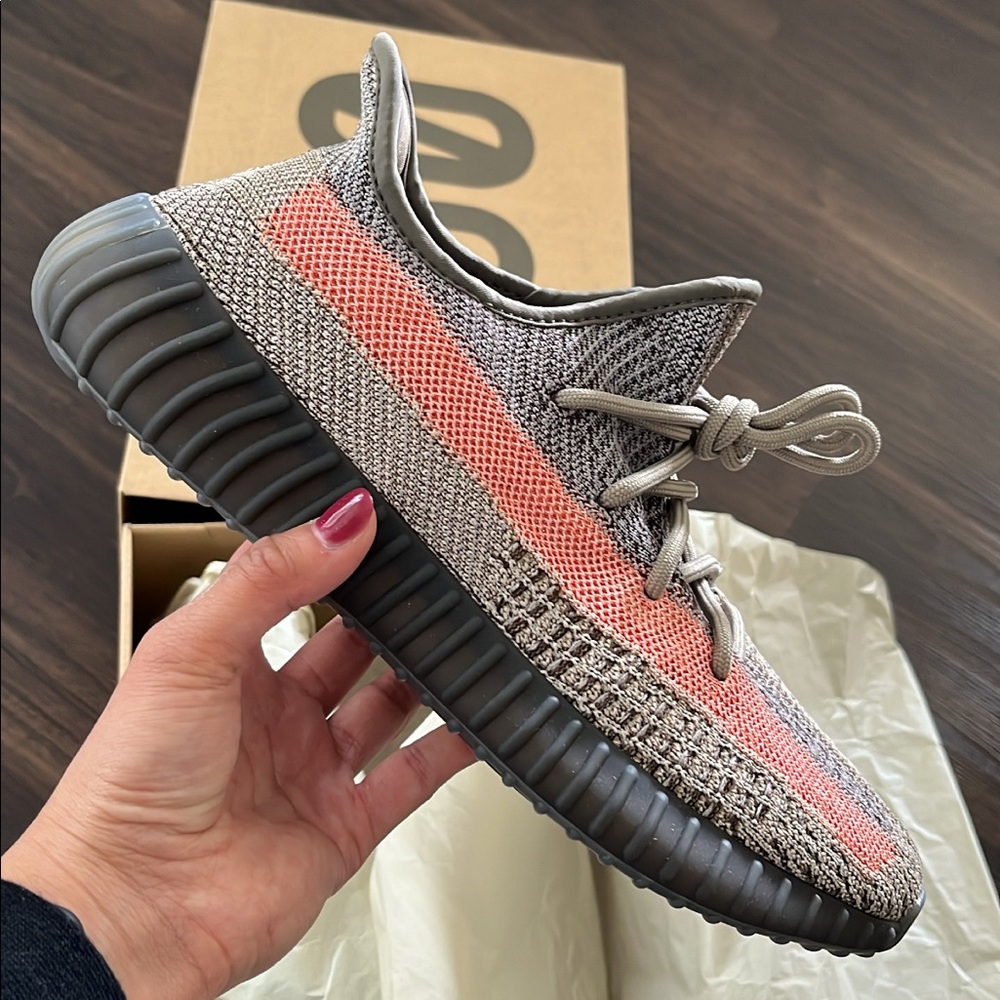 Yeezy Boost 350 V2 Ash Stone Size 9 Shoes